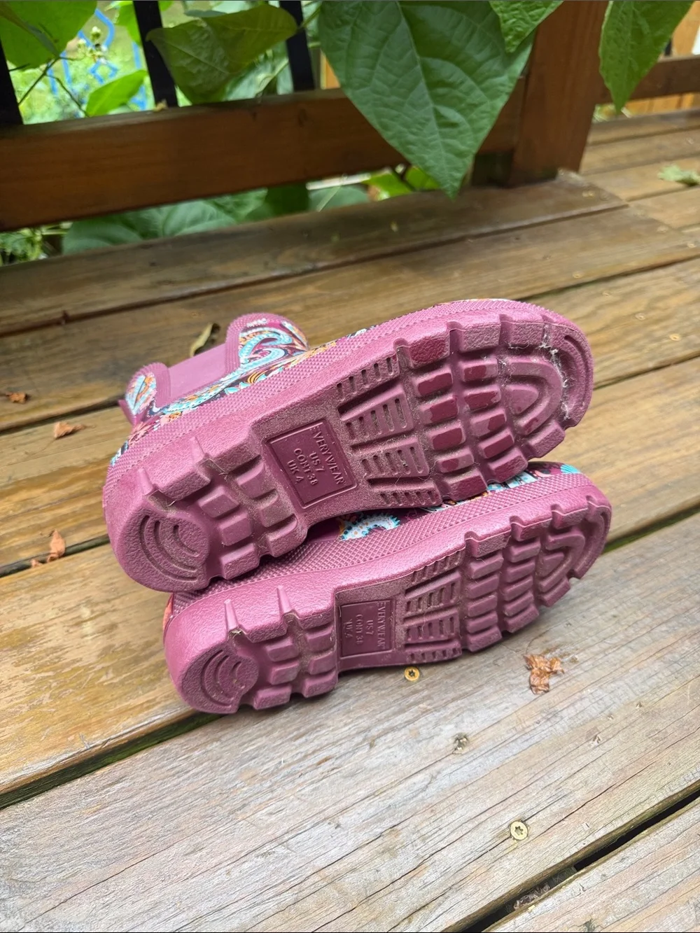 Vera Bradley Berry Paisley Chelsea Rain Boots